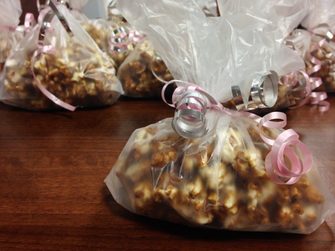 Carmel popcorn also makes really easy gifts or party favors. Just put some in a bag and tie a pretty ribbon around it and everyone will think it so creative and adorable!